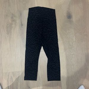 Black Multi lululemon align 21’’ cropped high rise leggings